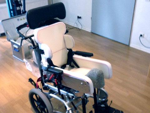 Rollstuhl schon mit vorbereitetem Sitzabdruck